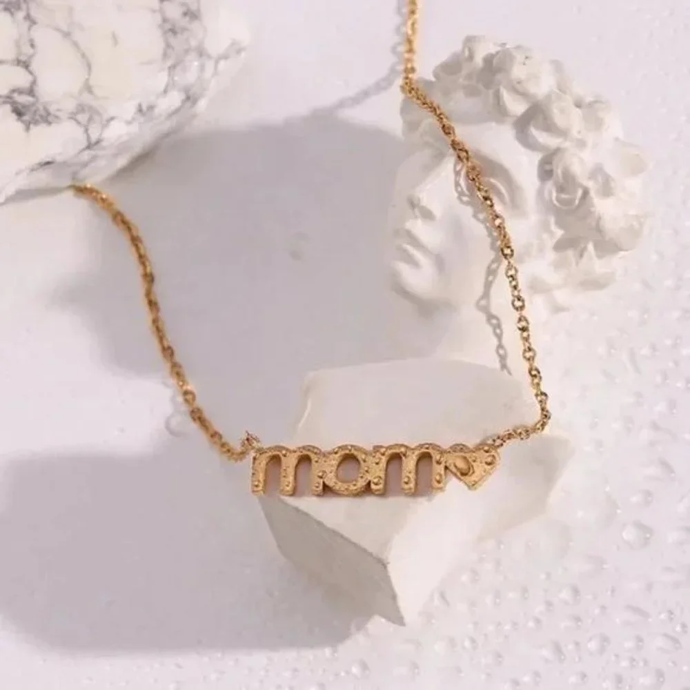 NEW MOM HEART 18K GOLD NECKLACE, NICE NECKLACE, CUTE NECKLACE - Picture 3 of 6